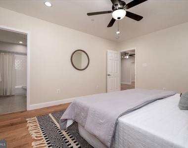 1400 Lower View Court - Photo Thumbnail 13