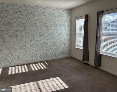 295 Mingo Way - Photo Thumbnail 4