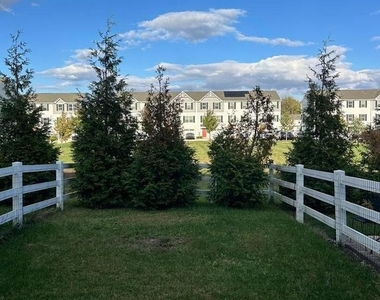 295 Mingo Way - Photo Thumbnail 12