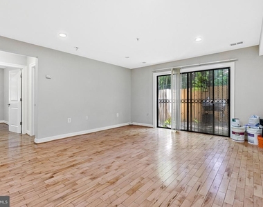310 Atlantic Street Se - Photo Thumbnail 8