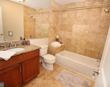 310 Atlantic Street Se - Photo Thumbnail 1