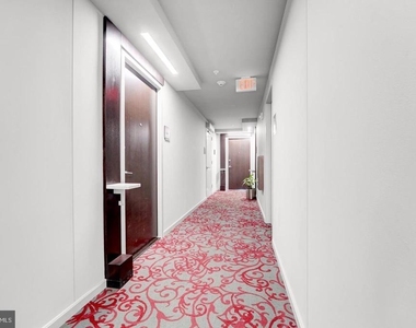 460 New York Nw - Photo Thumbnail 2