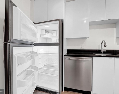 460 New York Nw - Photo Thumbnail 6
