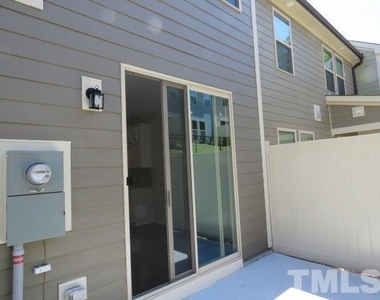 114 White Crane Court - Photo Thumbnail 11