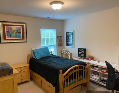 410 Euphoria Circle - Photo Thumbnail 6
