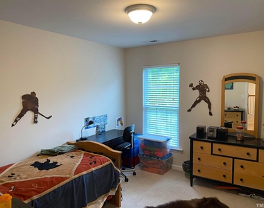 410 Euphoria Circle - Photo Thumbnail 5