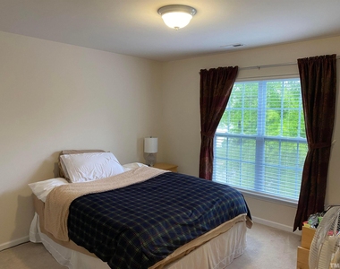 410 Euphoria Circle - Photo Thumbnail 10