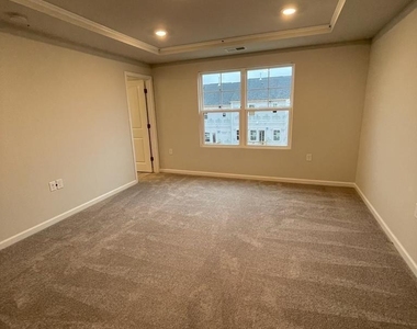 746 Gimari Drive - Photo Thumbnail 7
