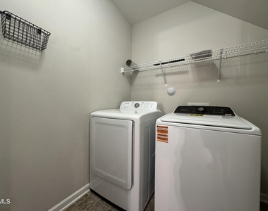 202 Cypress Hill Lane - Photo Thumbnail 9