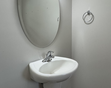 202 Cypress Hill Lane - Photo Thumbnail 13
