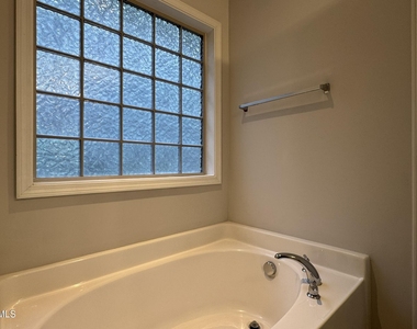 202 Cypress Hill Lane - Photo Thumbnail 26
