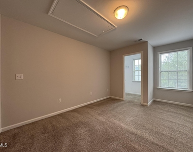 202 Cypress Hill Lane - Photo Thumbnail 16