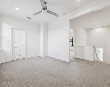 3303 Pecos St - Photo Thumbnail 20