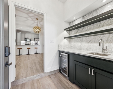 3303 Pecos St - Photo Thumbnail 14