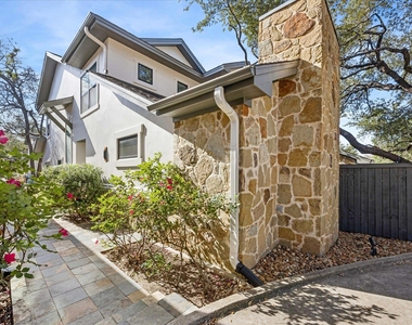 3303 Pecos St - Photo Thumbnail 2