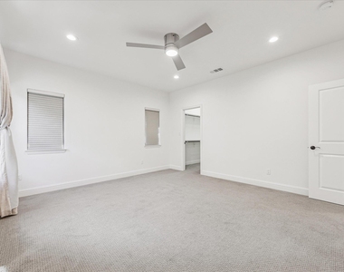 3303 Pecos St - Photo Thumbnail 22