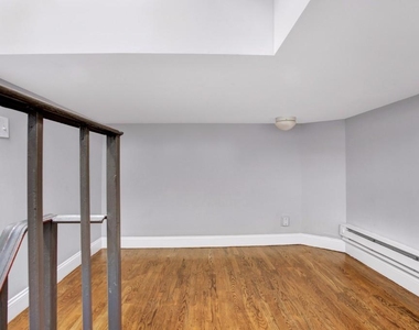 410 East 13th Street - Photo Thumbnail 6