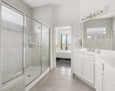 9909 Dalliance Ln - Photo Thumbnail 18