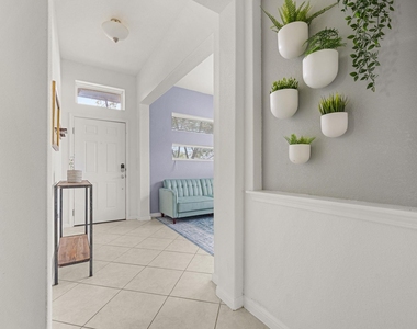 9909 Dalliance Ln - Photo Thumbnail 2