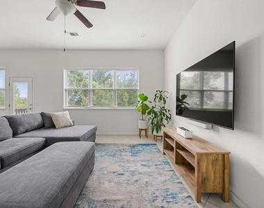 9909 Dalliance Ln - Photo Thumbnail 6