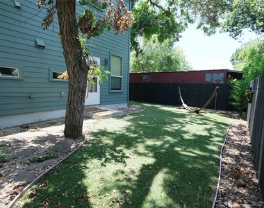 604 Allen St - Photo Thumbnail 6
