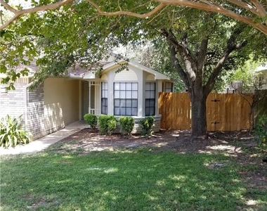 11601 Hidden Quail Dr - Photo Thumbnail 1
