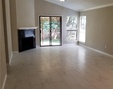 11601 Hidden Quail Dr - Photo Thumbnail 4