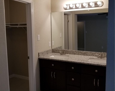 11601 Hidden Quail Dr - Photo Thumbnail 19