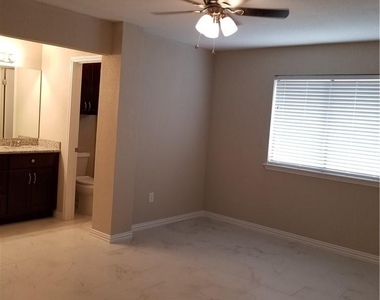 11601 Hidden Quail Dr - Photo Thumbnail 20