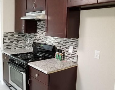 11601 Hidden Quail Dr - Photo Thumbnail 7