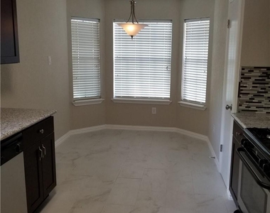 11601 Hidden Quail Dr - Photo Thumbnail 11
