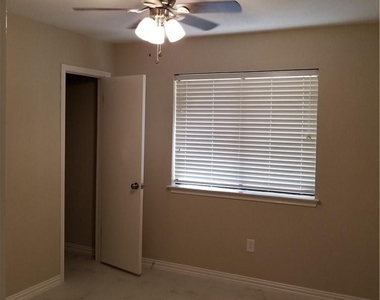 11601 Hidden Quail Dr - Photo Thumbnail 15