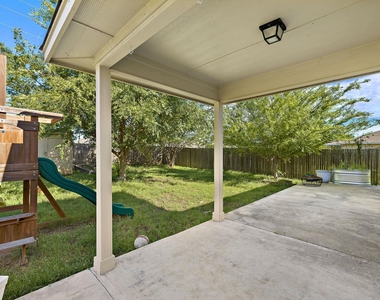 218 Altamont St - Photo Thumbnail 20