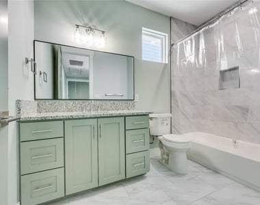 20502 Bonanza St - Photo Thumbnail 5