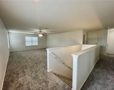 608 Trail Dust Dr - Photo Thumbnail 8