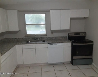 2953 W 9th Street - Photo Thumbnail 3