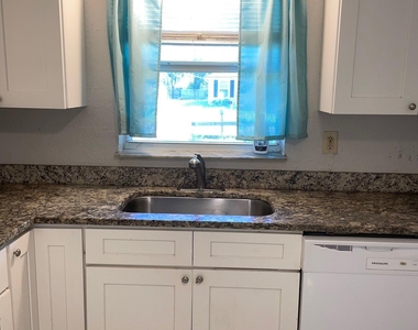 2953 W 9th Street - Photo Thumbnail 1