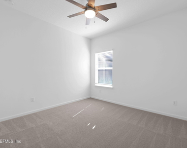 302 Lake Sinclair Street - Photo Thumbnail 16