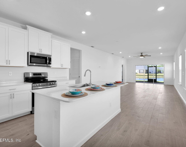 302 Lake Sinclair Street - Photo Thumbnail 6
