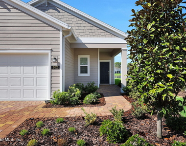 302 Lake Sinclair Street - Photo Thumbnail 4