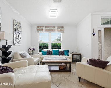 705 W Kings College Drive - Photo Thumbnail 7