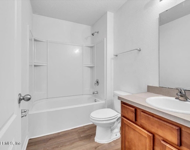 10281 Magnolia Hills Drive - Photo Thumbnail 16