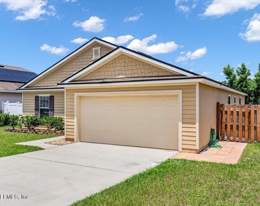 10281 Magnolia Hills Drive - Photo Thumbnail 2