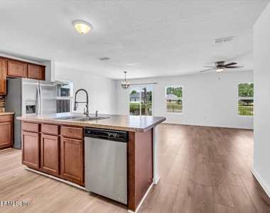 10281 Magnolia Hills Drive - Photo Thumbnail 4