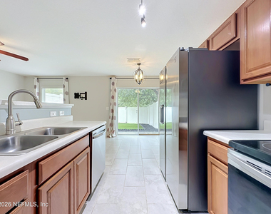 8224 Halls Hammock Court - Photo Thumbnail 15