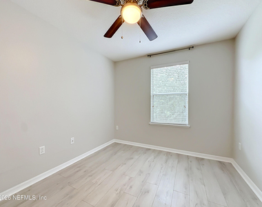 8224 Halls Hammock Court - Photo Thumbnail 31