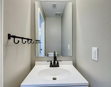 8224 Halls Hammock Court - Photo Thumbnail 17