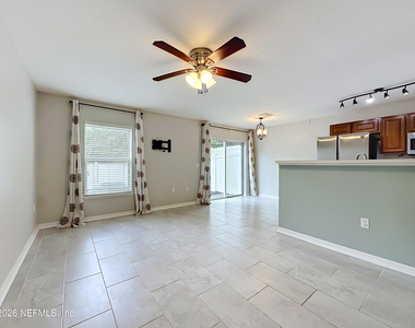 8224 Halls Hammock Court - Photo Thumbnail 8