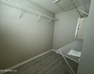 8224 Halls Hammock Court - Photo Thumbnail 9