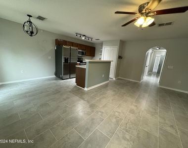 8224 Halls Hammock Court - Photo Thumbnail 4
